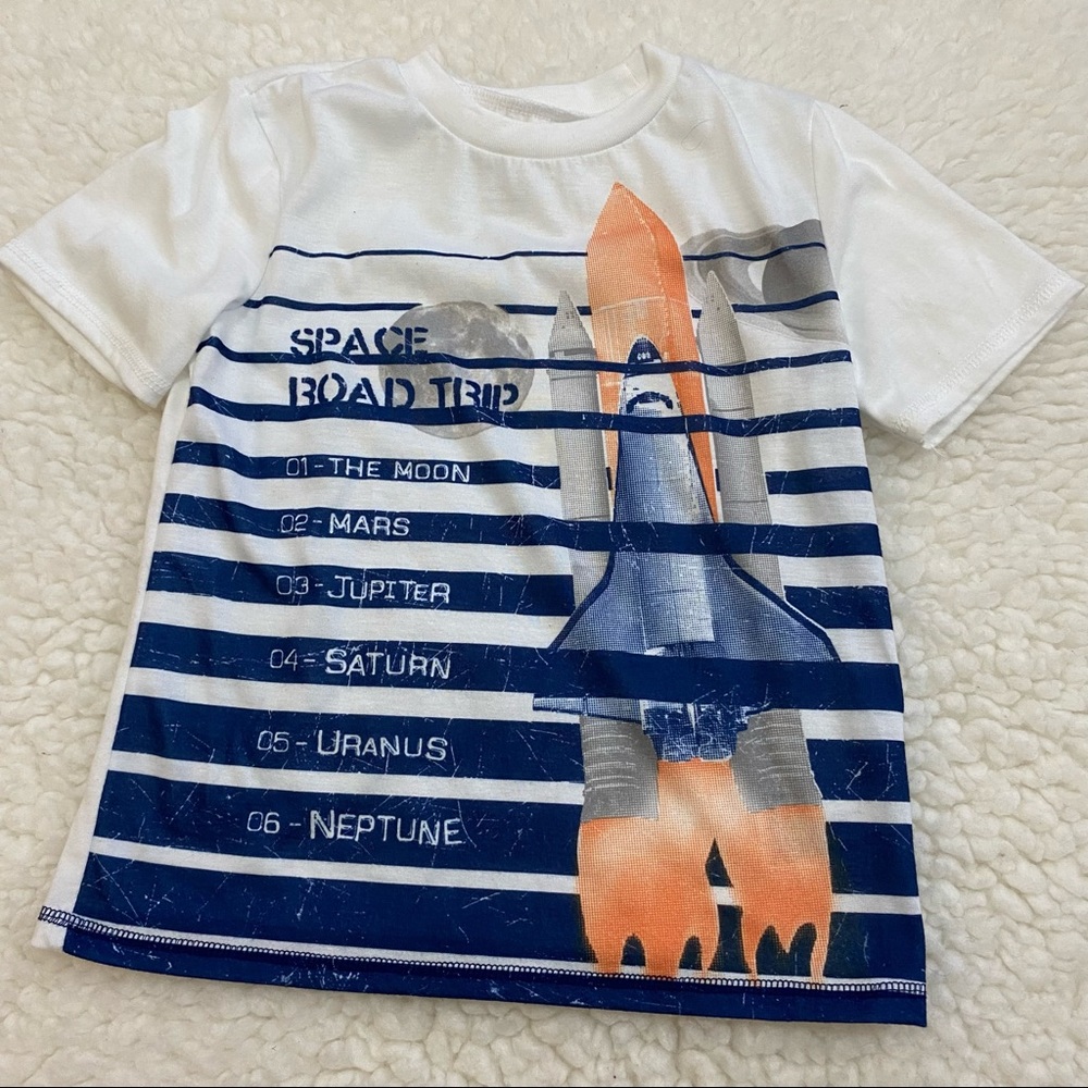 Komar Kids Space Road Trip  T-Shirt Size Small 6/7